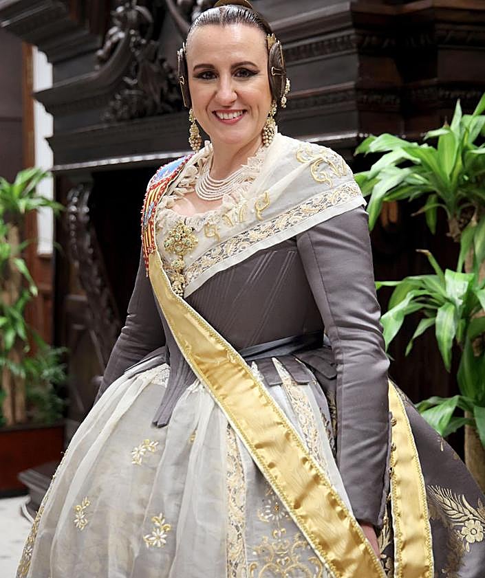 El traje de María José Catalá con historia familiar para la